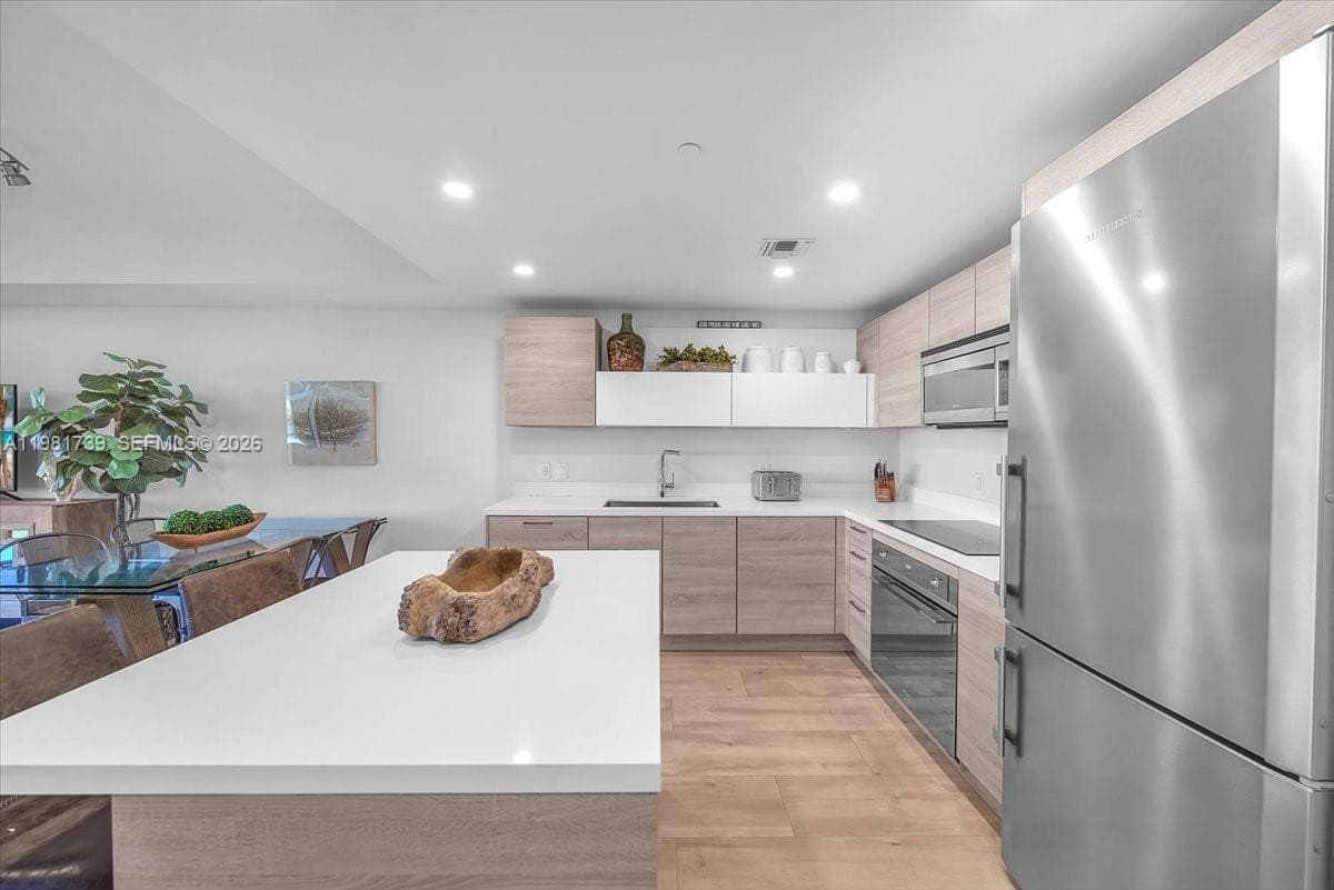THE HARBOUR NORTH CONDO · #1104 in North Miami Beach - Photo 41
