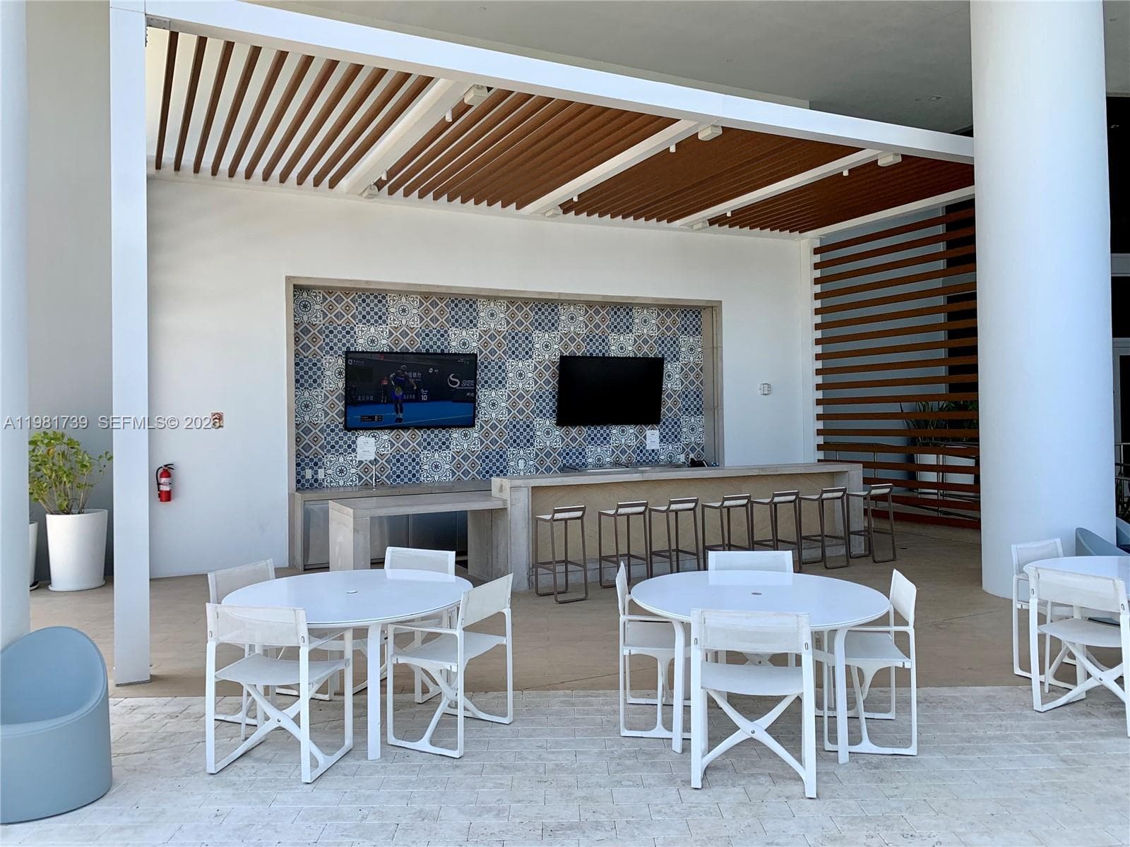 THE HARBOUR NORTH CONDO · #1104 in North Miami Beach - Photo 74