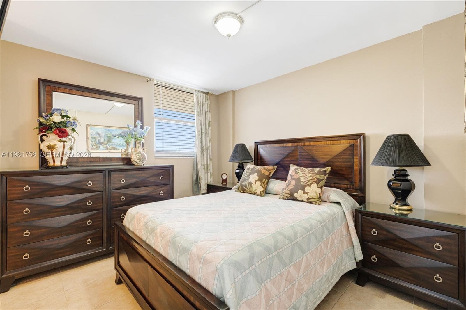 Manatee · #1109 in Surfside - Photo 17