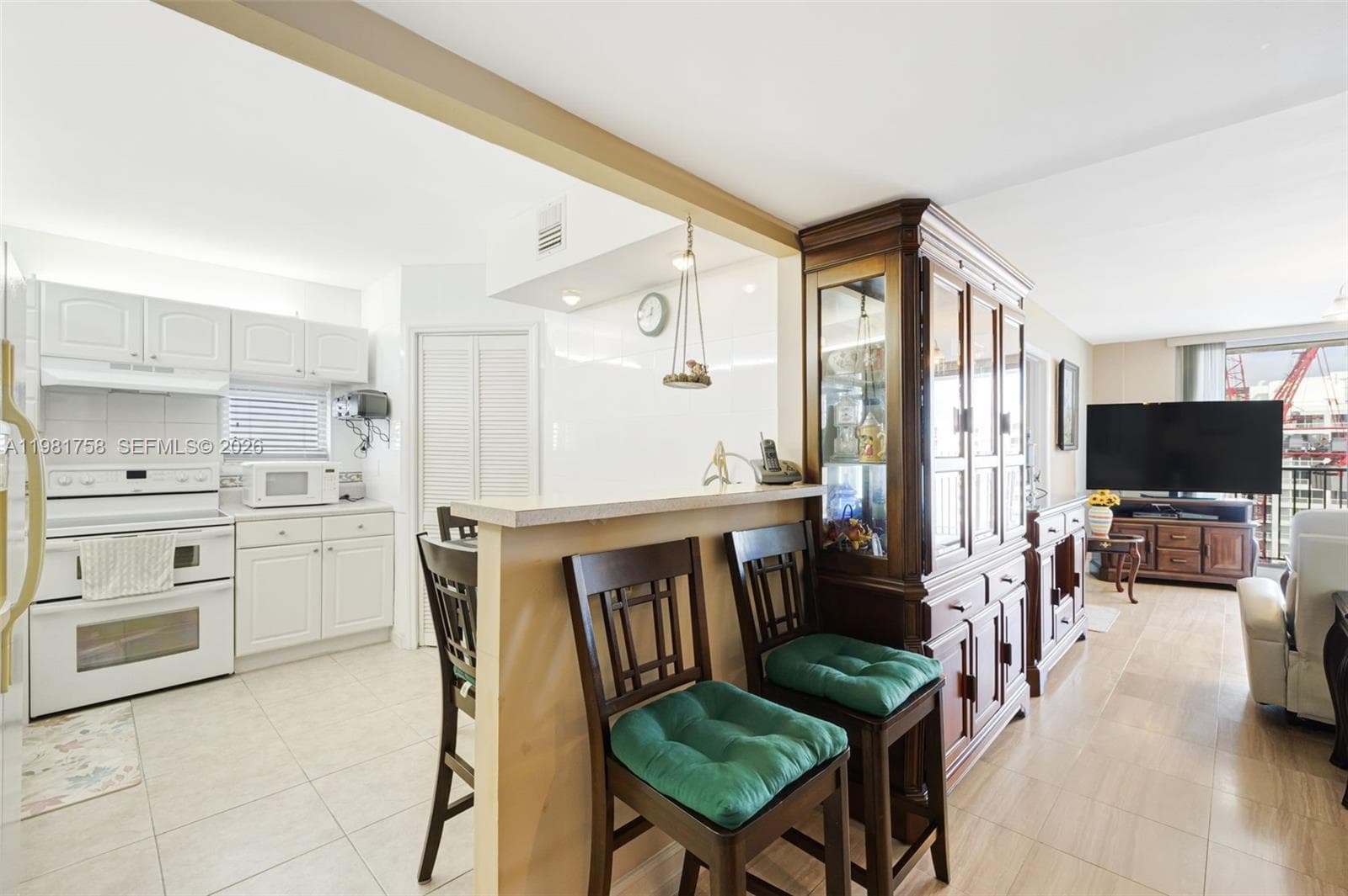 Manatee · #1109 in Surfside - Photo 5