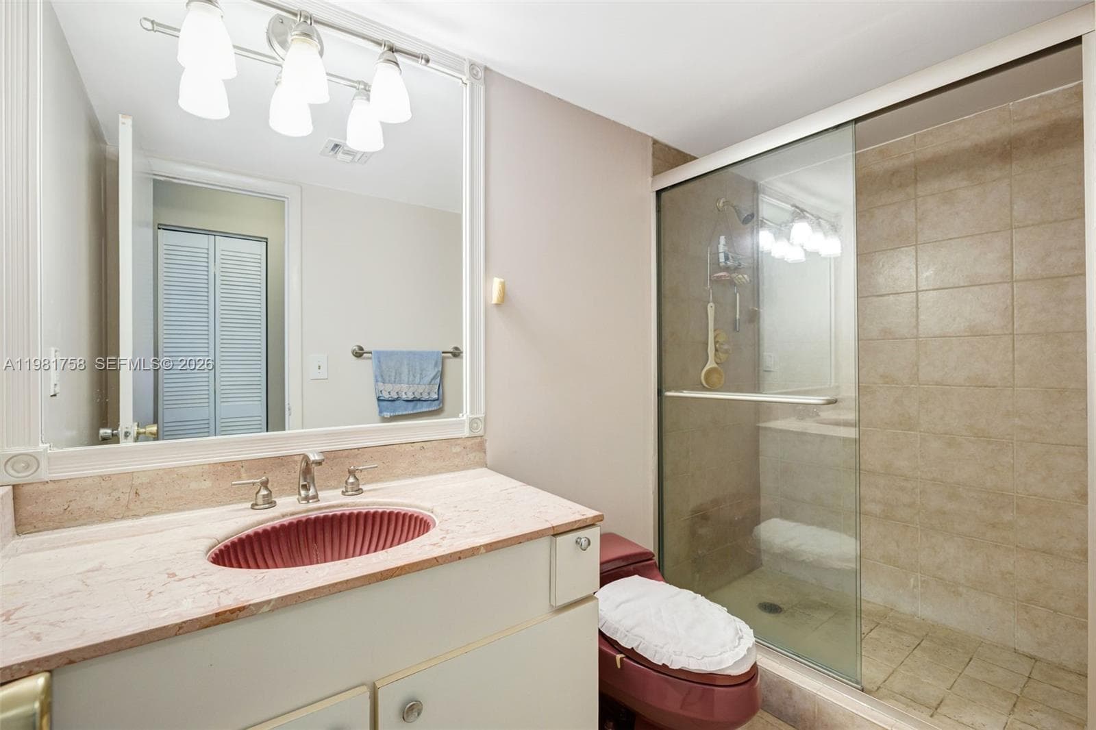 Manatee · #1109 in Surfside - Photo 19