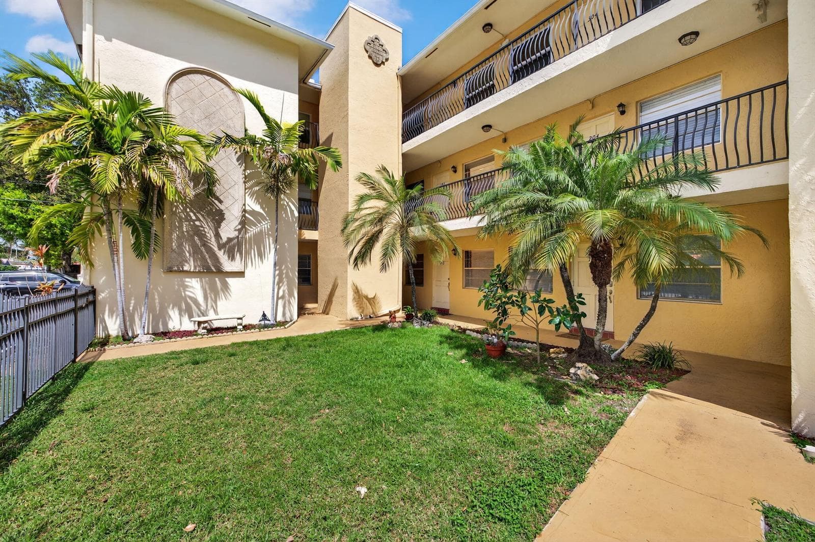 4-web-or-mls-699A5791