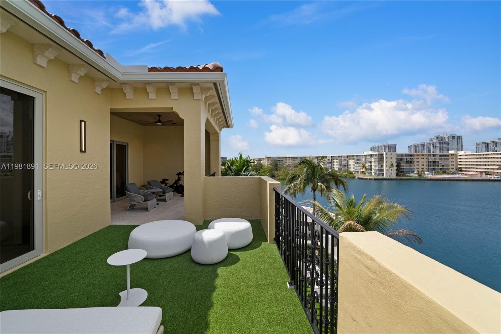 1522 Island Blvd photo 42