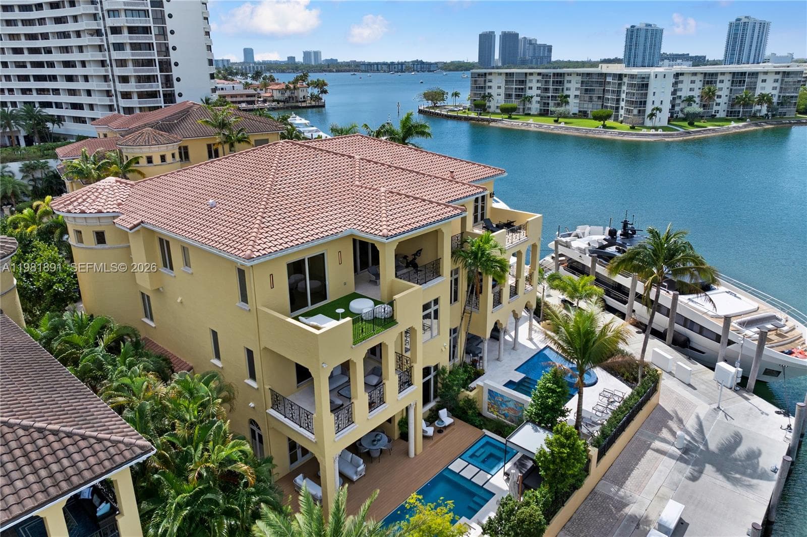 1522 Island Blvd photo 47