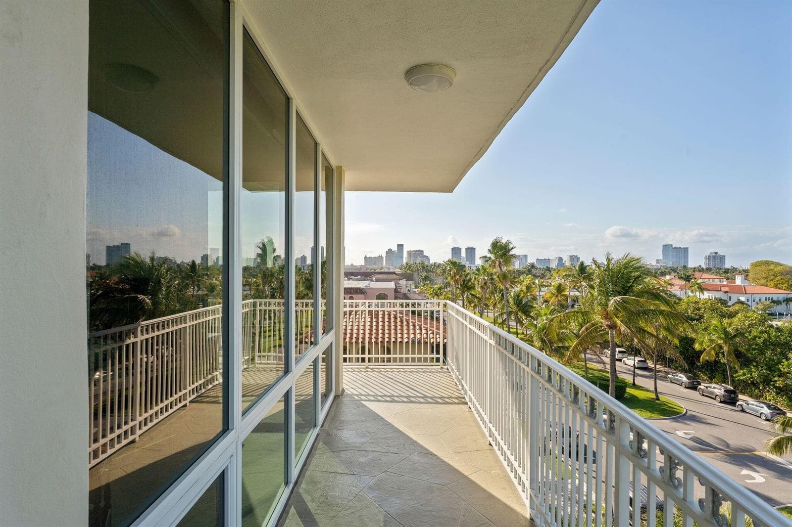 100 Royal Palm Way Apt 5G 18
