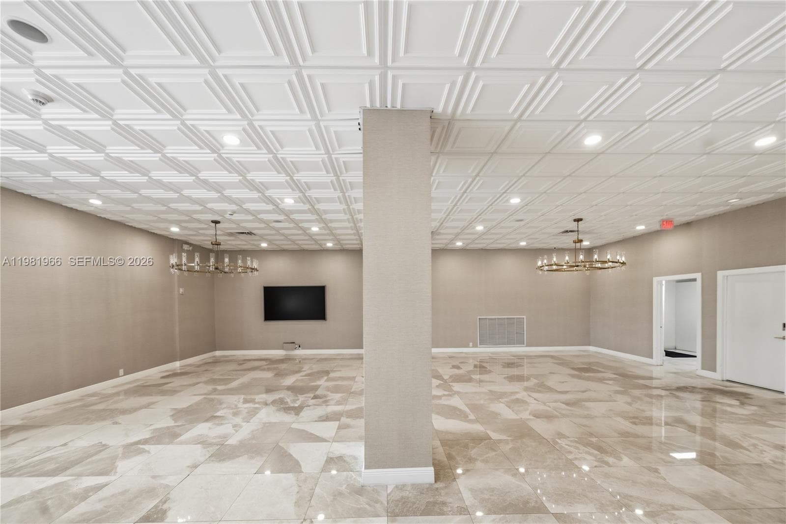 ROYAL EMBASSY CONDO · #4F in Miami Beach - Photo 42