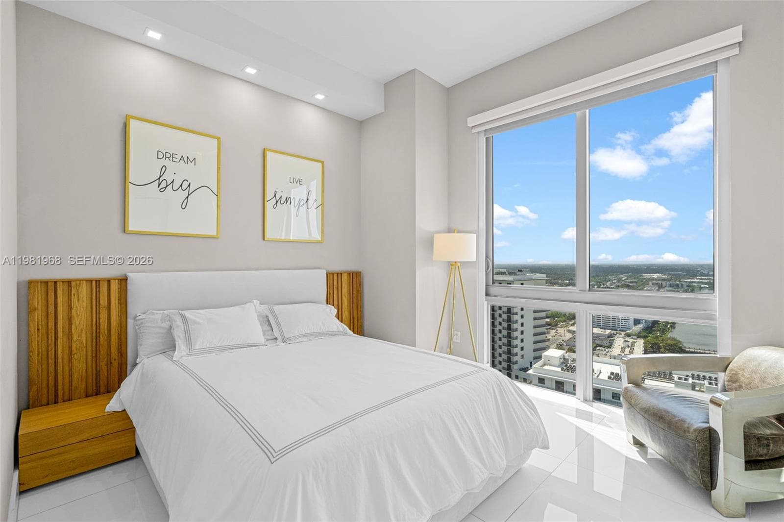 THE HARBOUR NORTH CONDO · #3201 in North Miami Beach - Photo 27