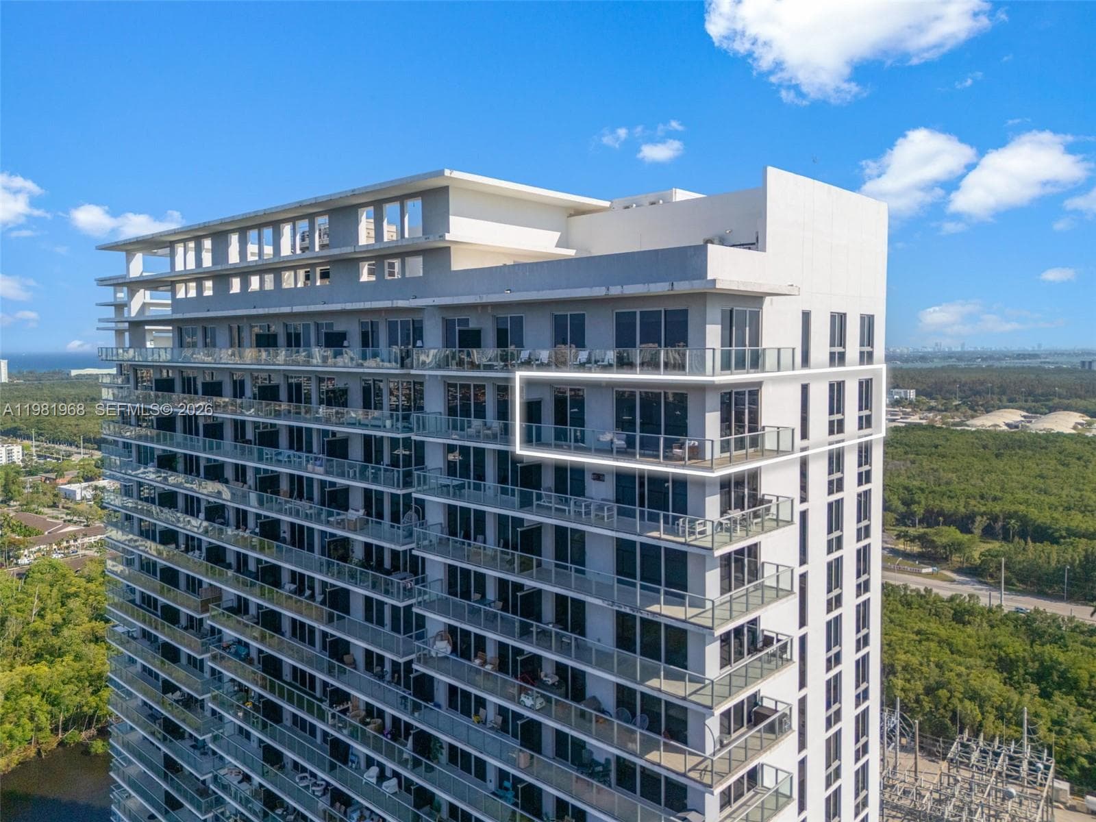 THE HARBOUR NORTH CONDO · #3201 in North Miami Beach - Photo 33