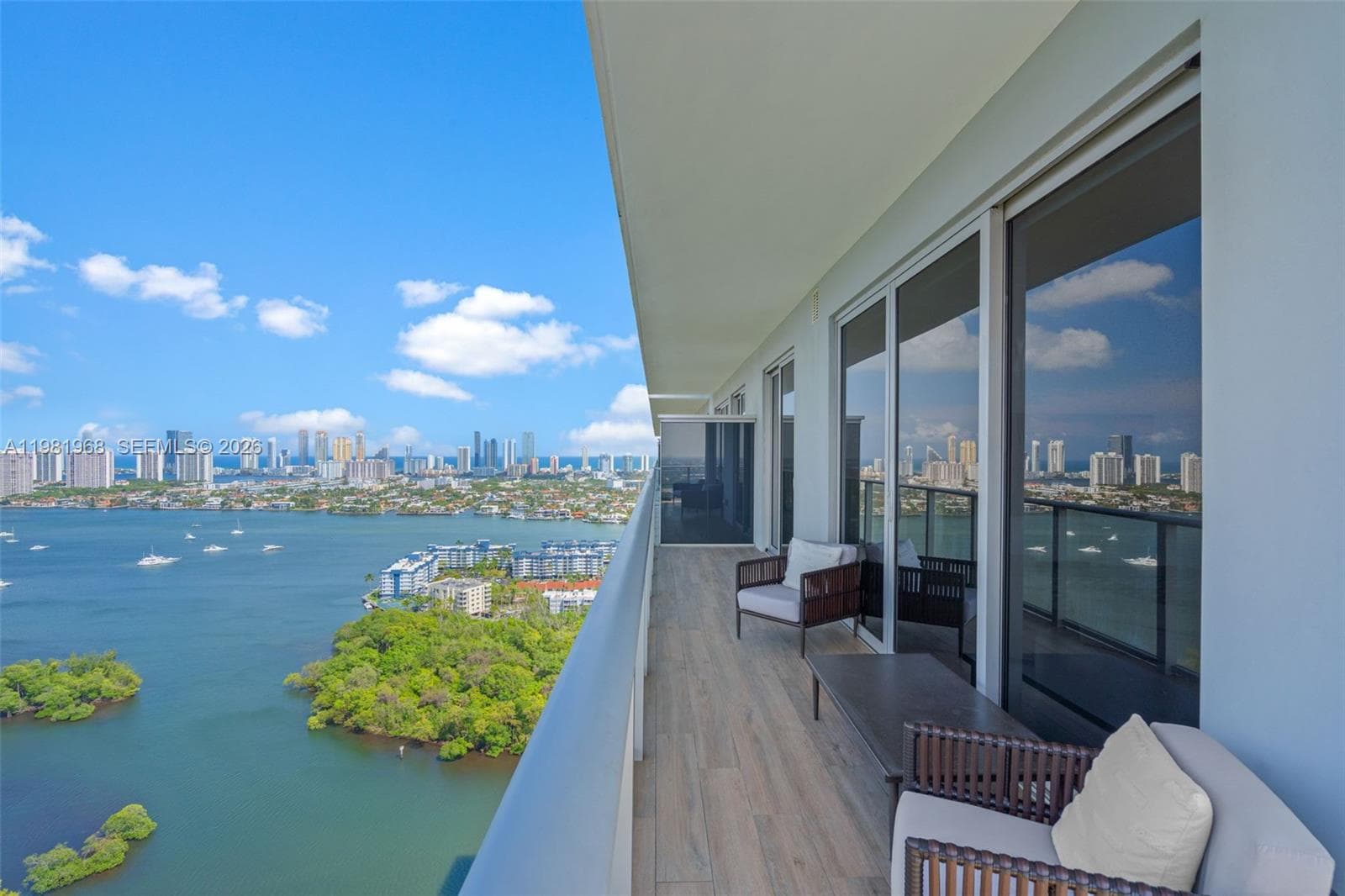 THE HARBOUR NORTH CONDO · #3201 in North Miami Beach - Photo 31