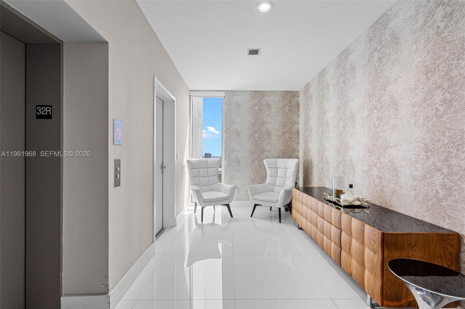 THE HARBOUR NORTH CONDO · #3201 in North Miami Beach - Photo 4