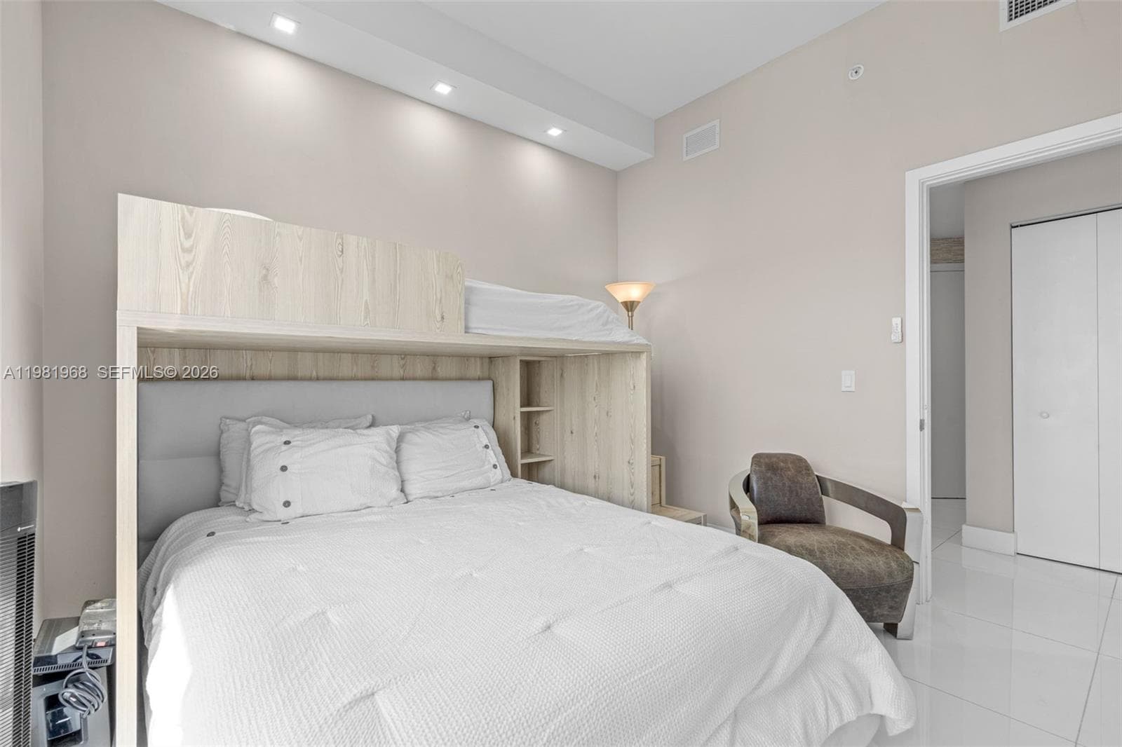 THE HARBOUR NORTH CONDO · #3201 in North Miami Beach - Photo 25