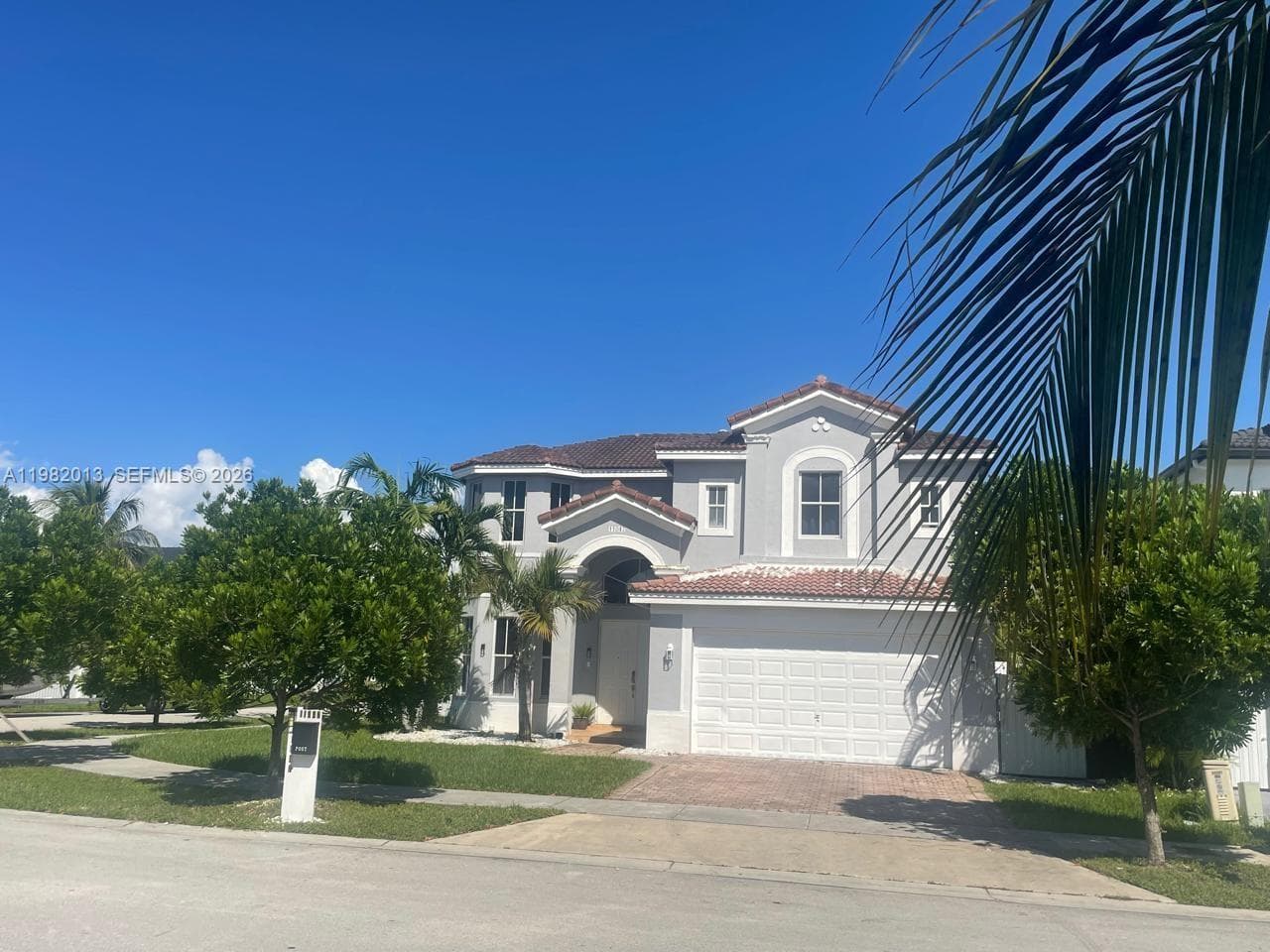 11047 SW 243rd Ln photo 1