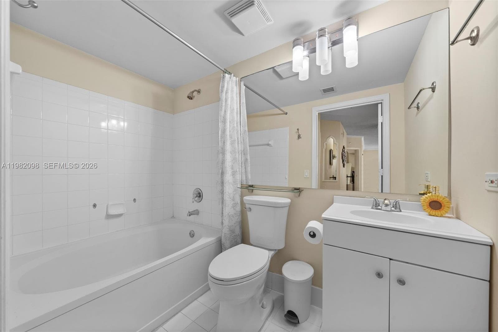 Porto Bellagio · #3312 in Sunny Isles Beach - Photo 21