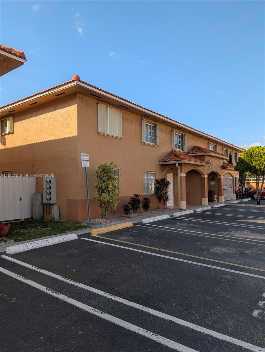 WEST PALM VILLAS III · #109 in Hialeah - Photo 1