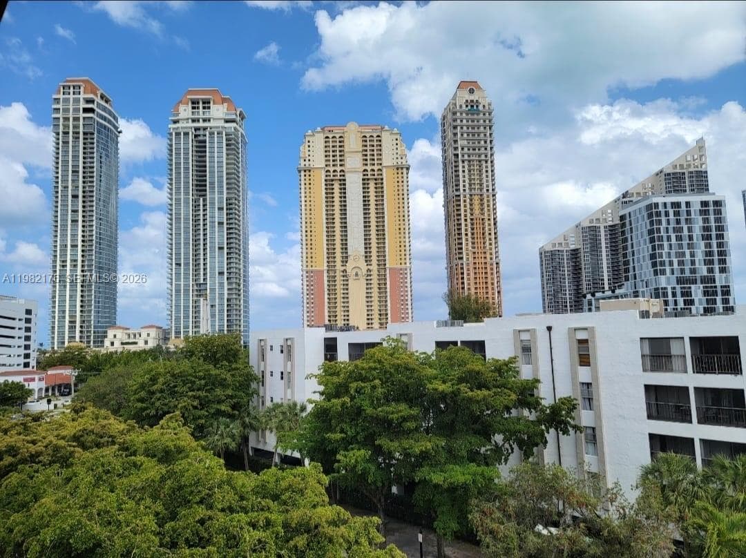MARBELLA TOWER CONDO · #605 in Sunny Isles Beach - Photo 2