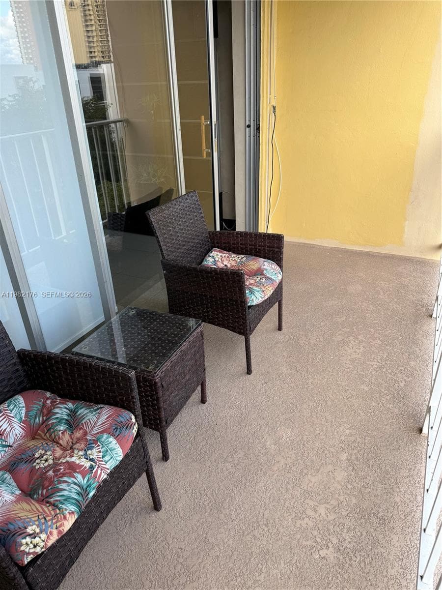 MARBELLA TOWER CONDO · #605 in Sunny Isles Beach - Photo 5