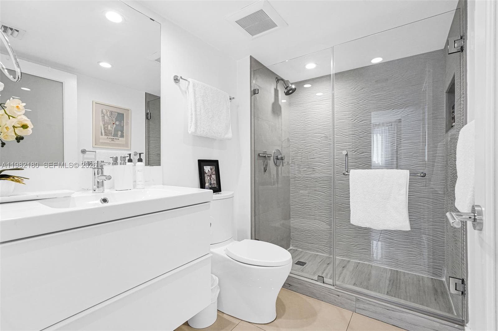 BAY POINT EAST CONDO · #201 in Miami Beach - Photo 26