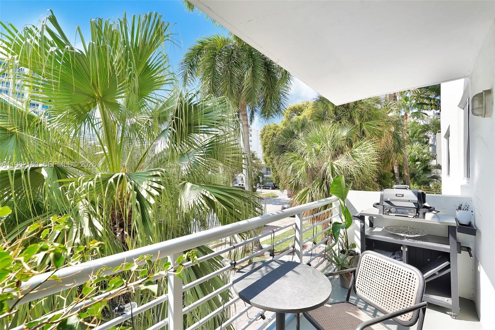 BAY POINT EAST CONDO · #201 in Miami Beach - Photo 9