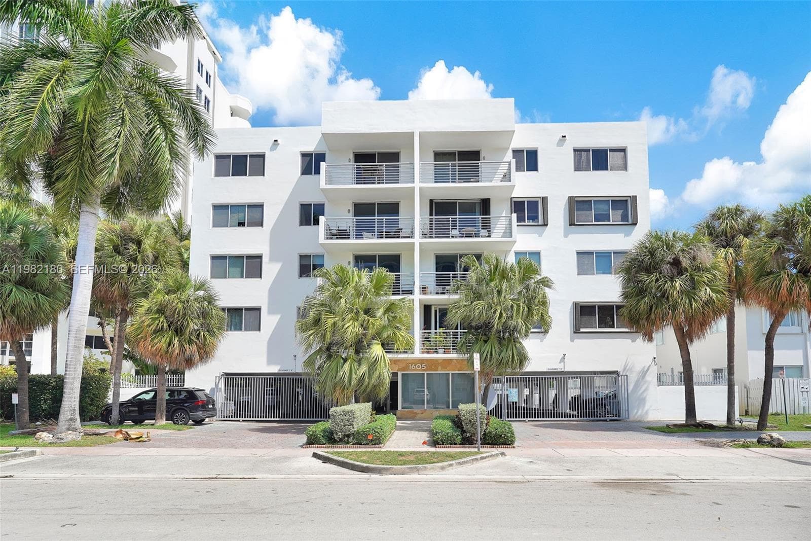 BAY POINT EAST CONDO · #201 in Miami Beach - Photo 44