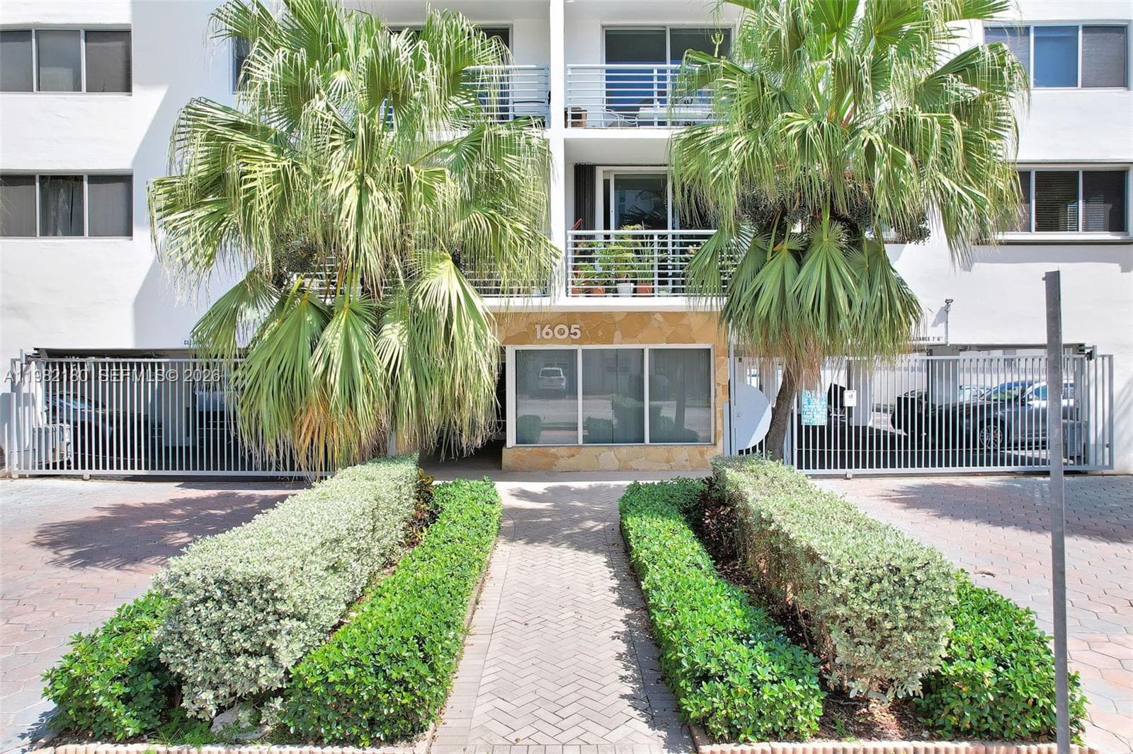 BAY POINT EAST CONDO · #201 in Miami Beach - Photo 29