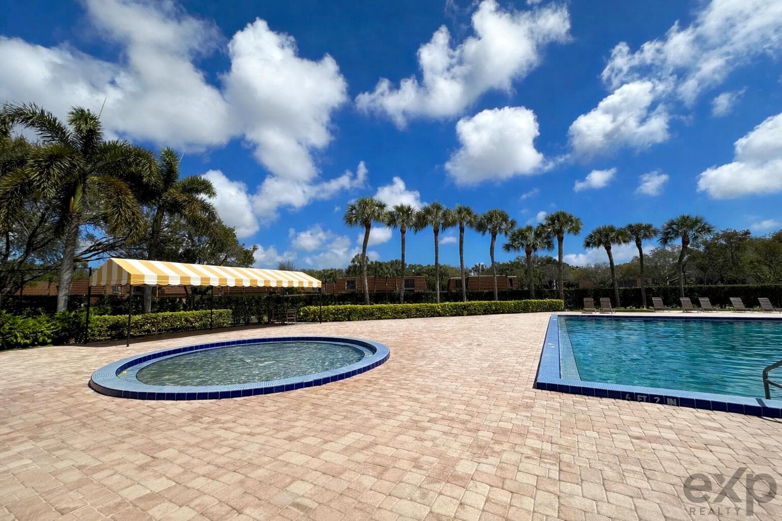 CommunitySwimmingPool