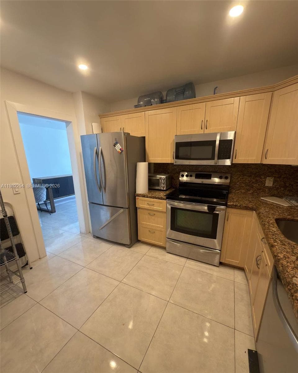 ADMIRALS PORT CONDO WEST · #212E in Aventura - Photo 9
