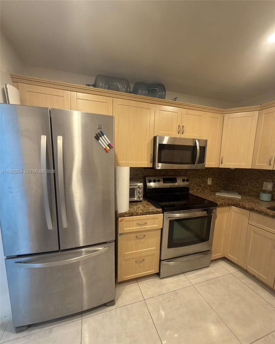ADMIRALS PORT CONDO WEST · #212E in Aventura - Photo 10