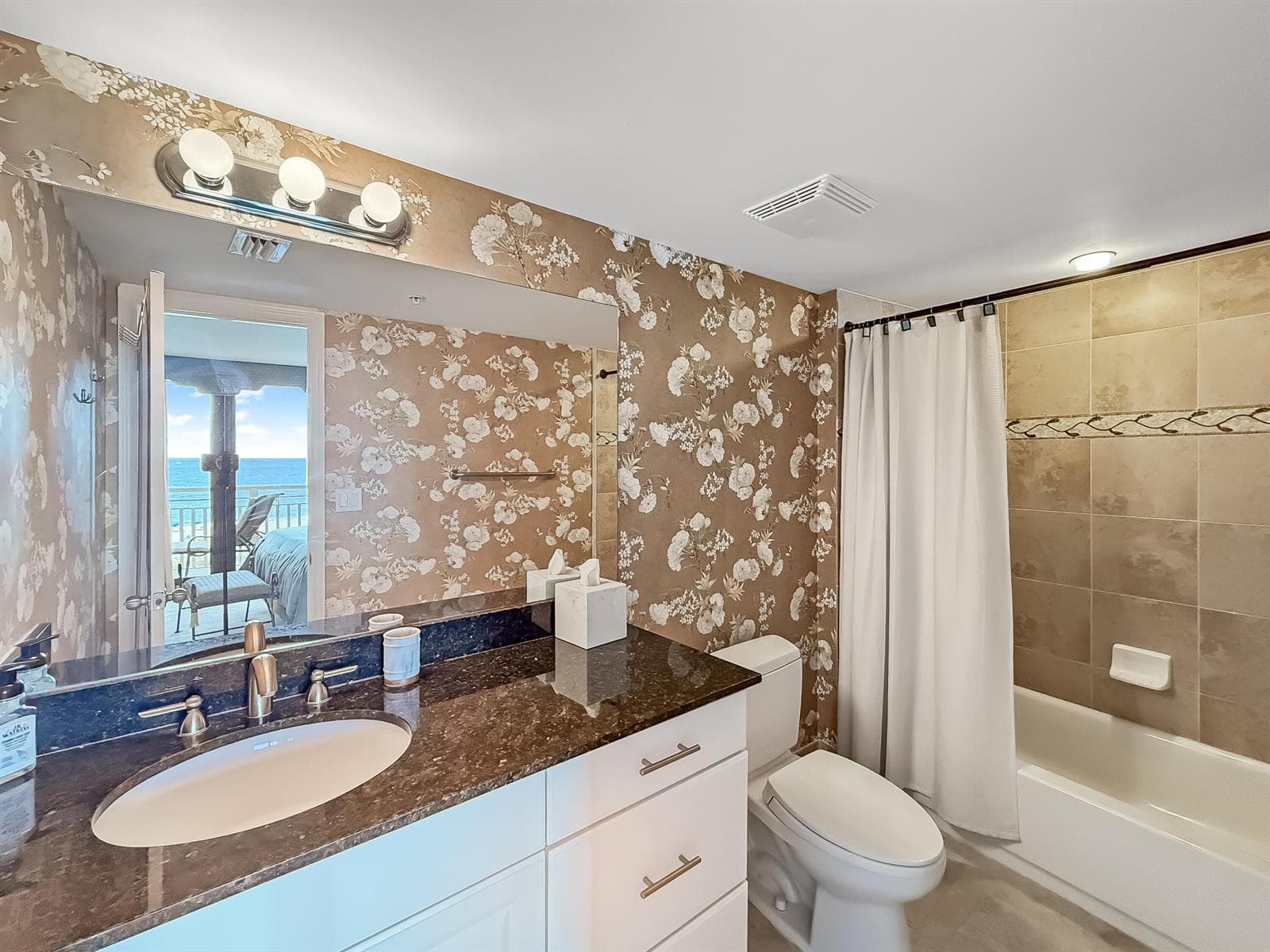 Principal Bathroom