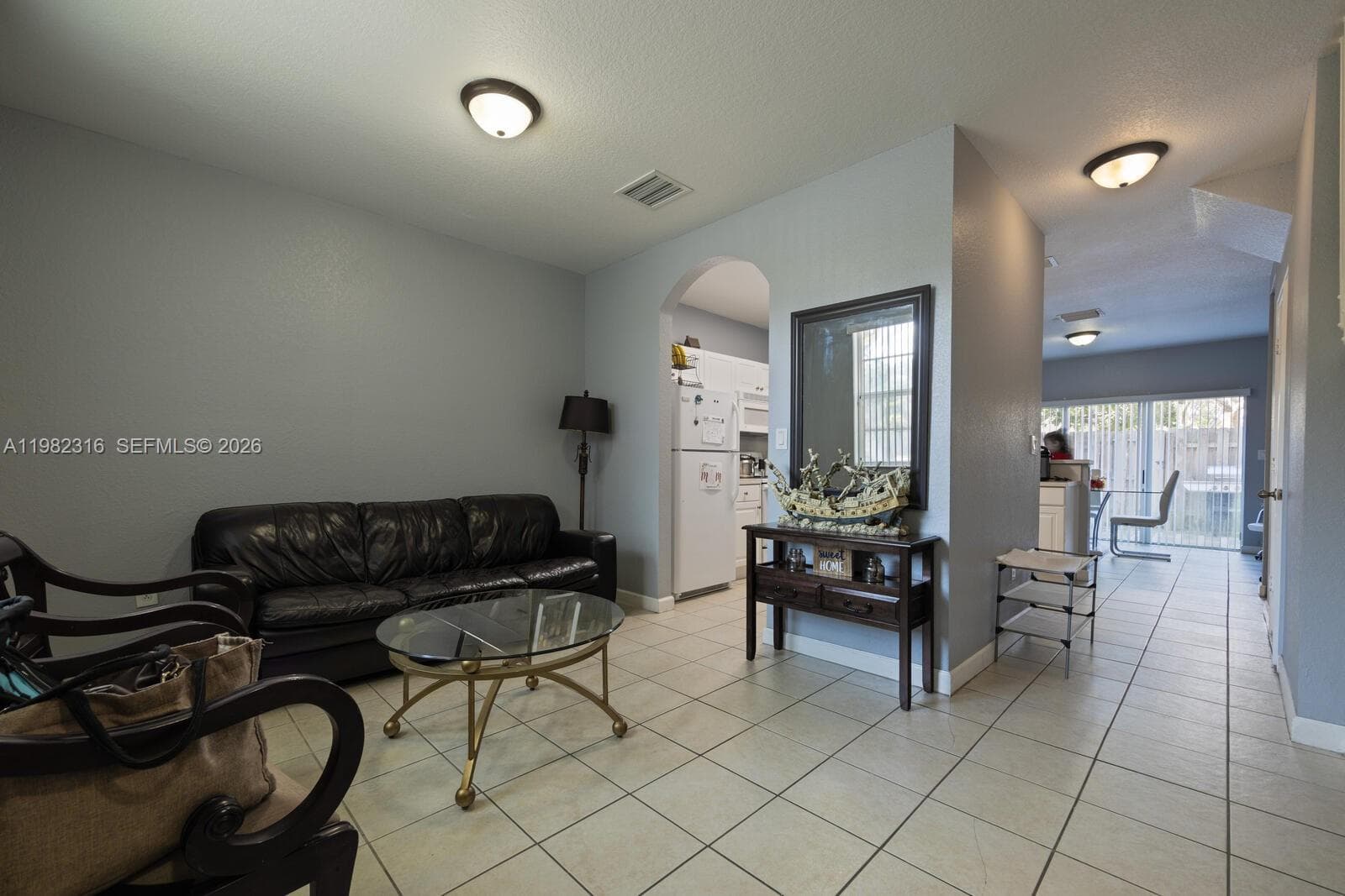3335 NE 13th Cir Dr # 27 #105-27 photo 4