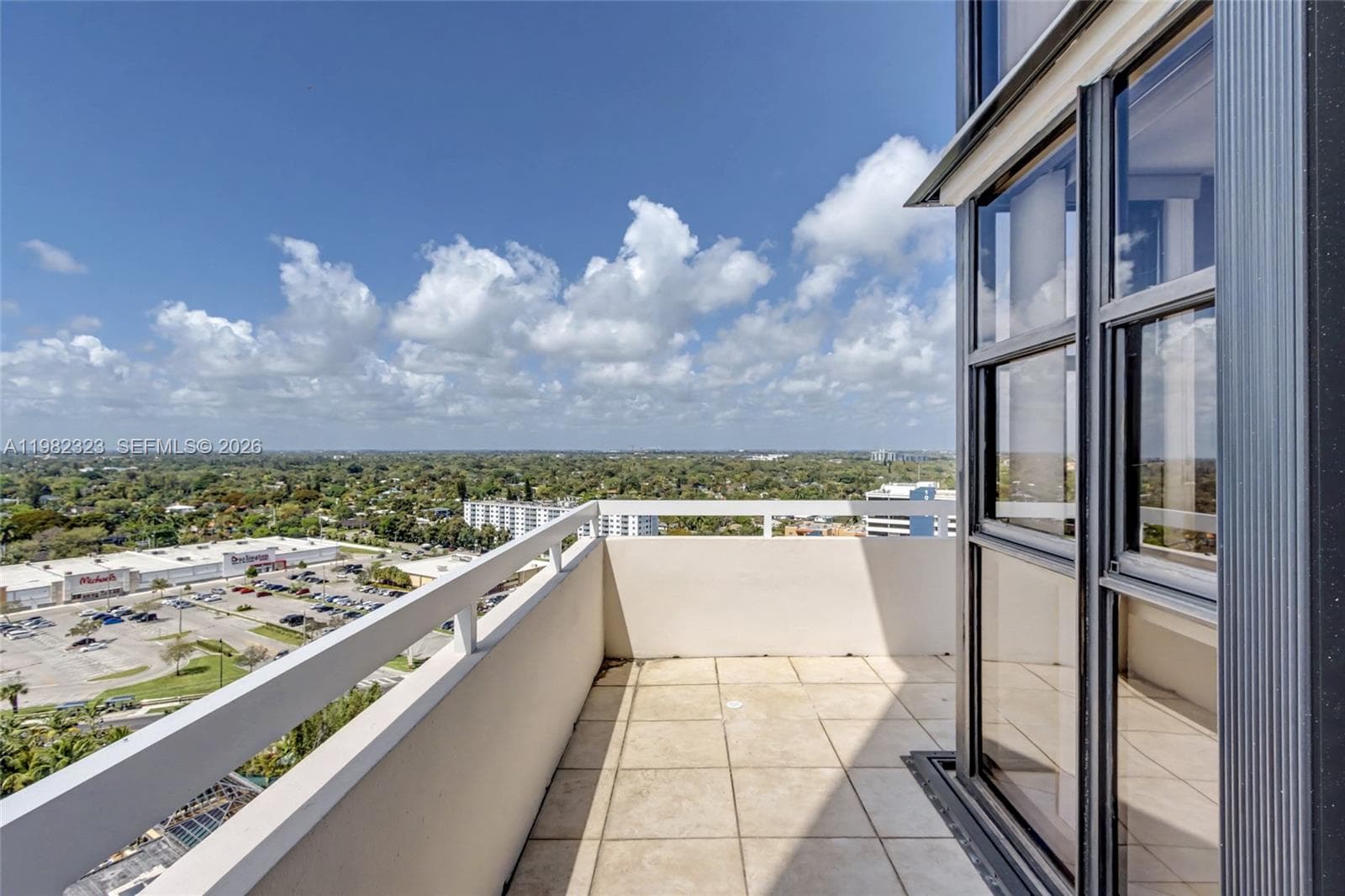 TOWERS OF QUAYSIDE CONDO · #PH11 in Miami - Photo 18