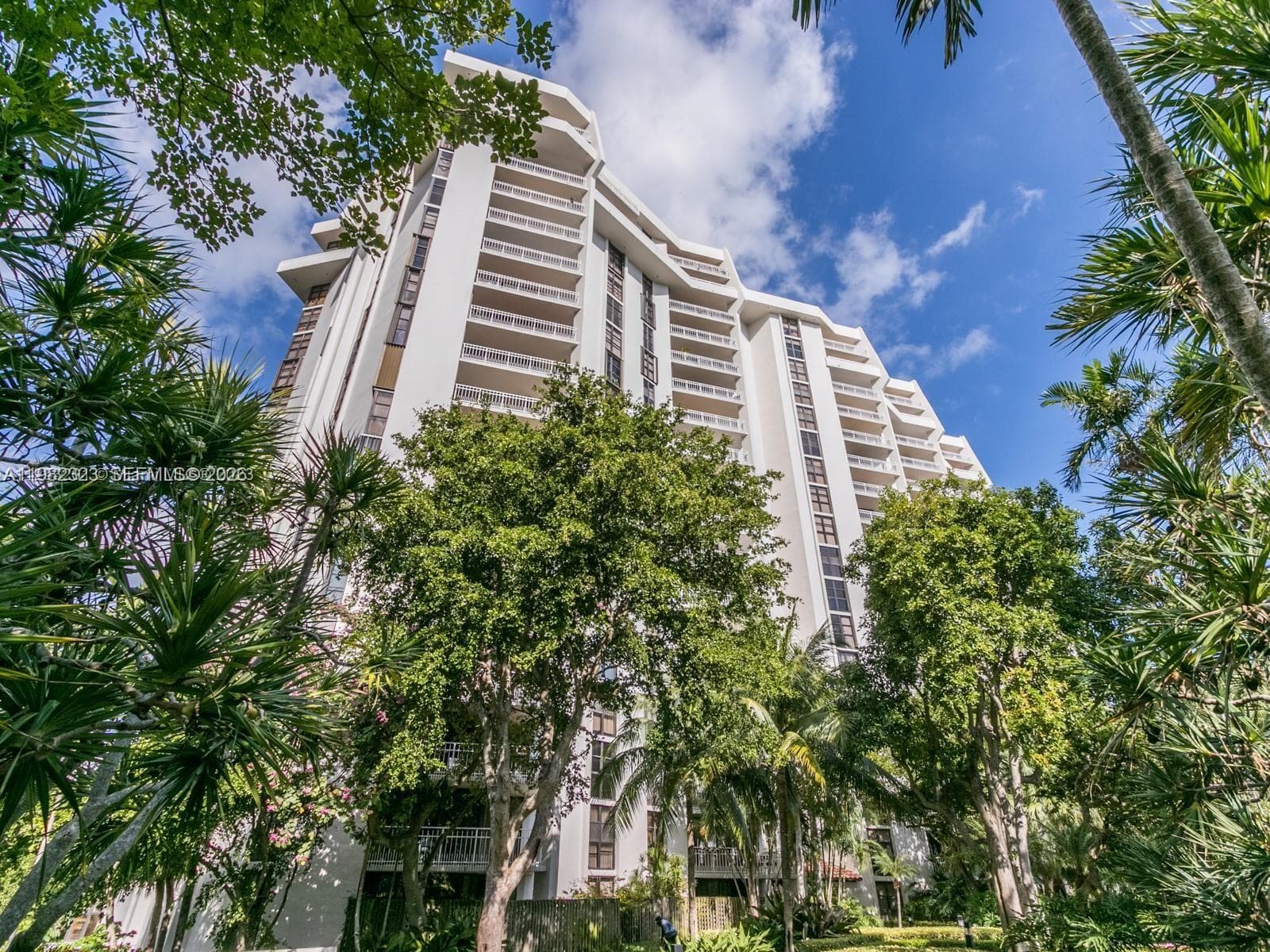 TOWERS OF QUAYSIDE CONDO · #PH11 in Miami - Photo 55