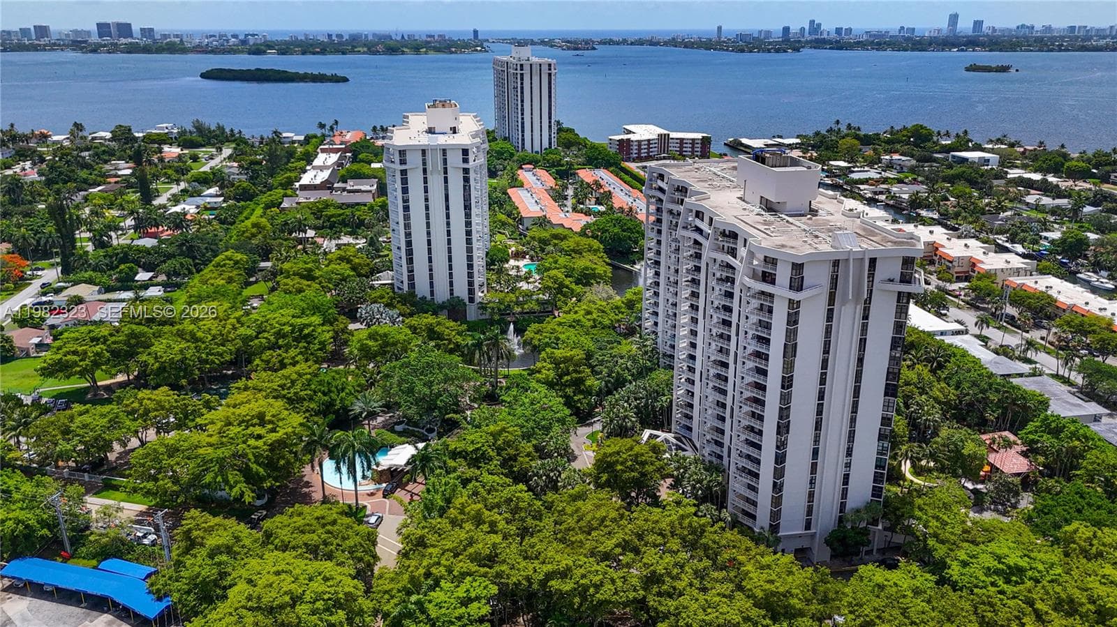 TOWERS OF QUAYSIDE CONDO · #PH11 in Miami - Photo 54
