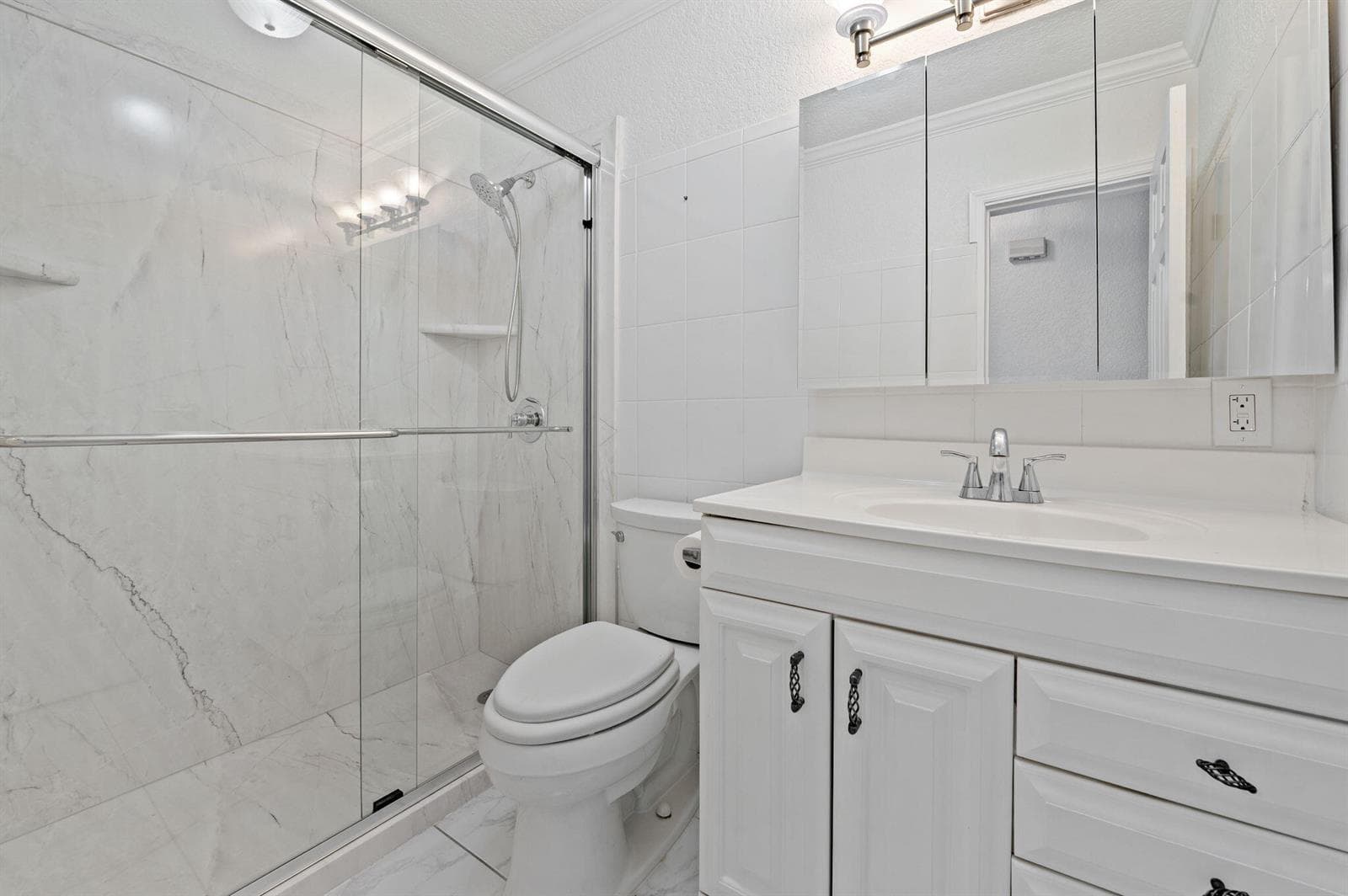 17-web-or-mls-1780-se-4th-st-11