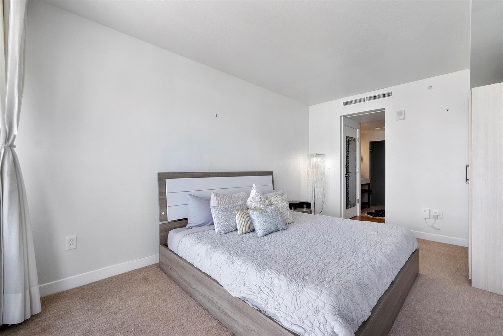3101 Bayshore Dr u2406 updated_014