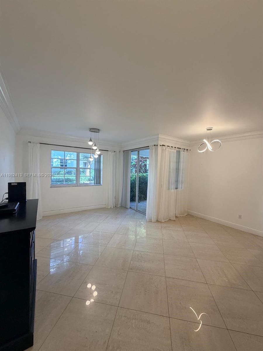 VILLAGE BY THE BAY · #6102 in Aventura - Photo 2