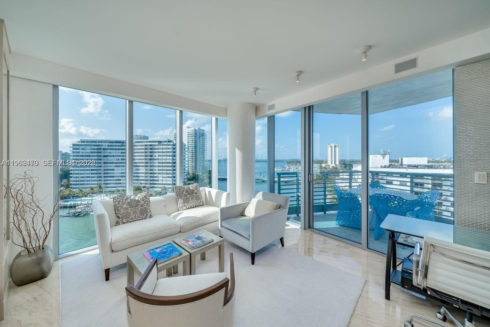 CAPRI SOUTH BEACH · #1101 in Miami Beach - Photo 1