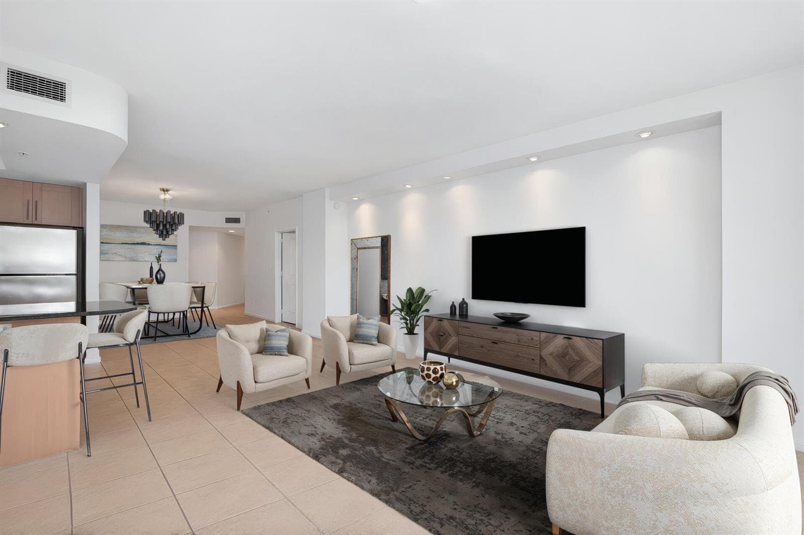 VIRTUALLTY STAGED - Living Area