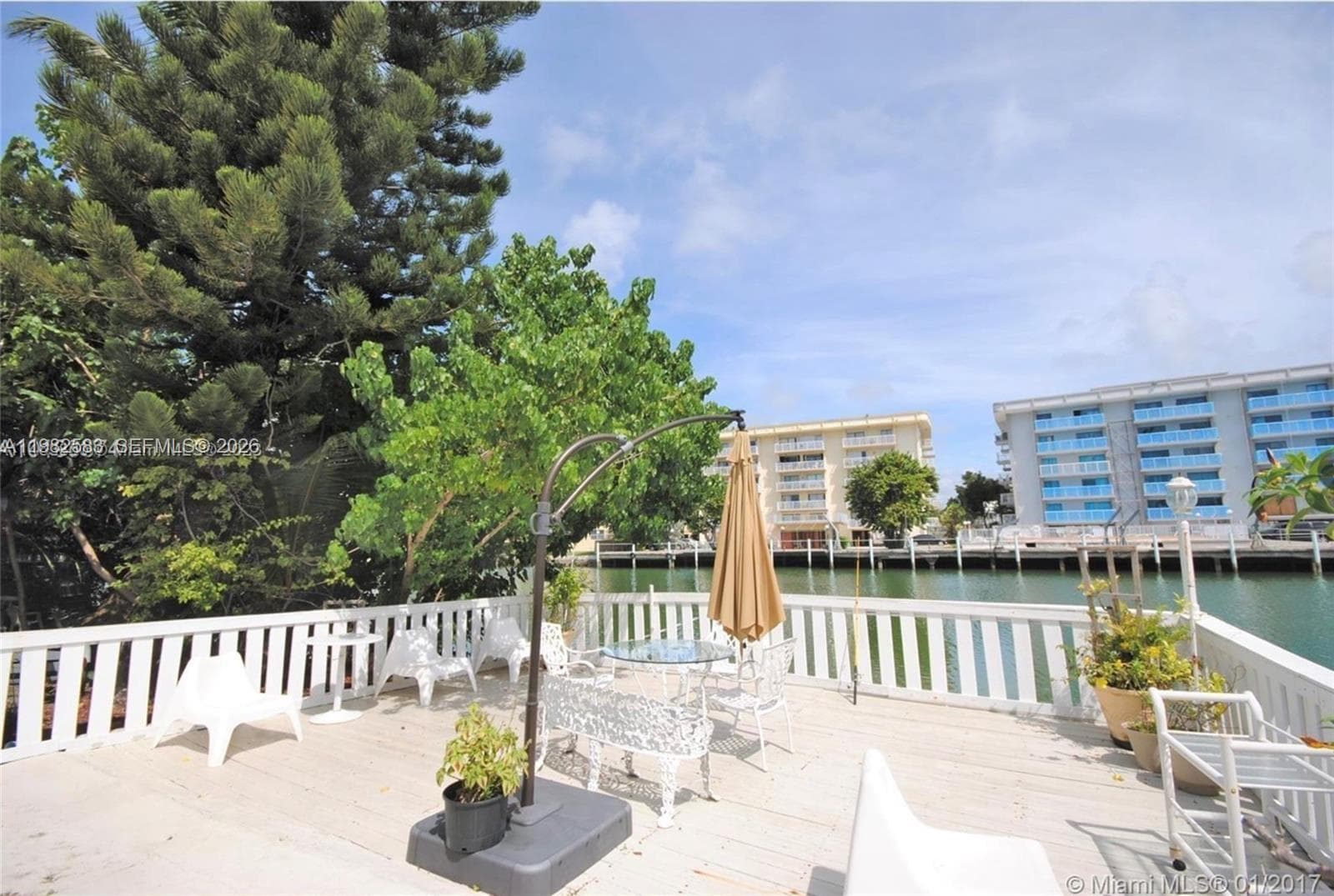 MARSEILLES CONDO · #21 in Miami Beach - Photo 14
