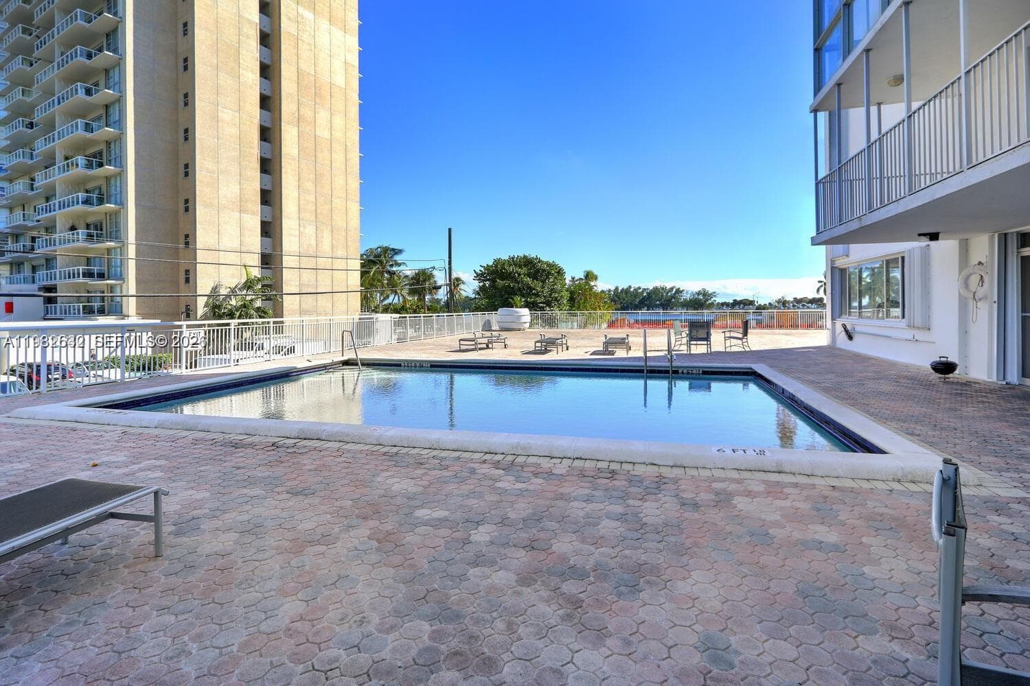 BRICKELL 25 CONDO · #502 in Miami - Photo 21