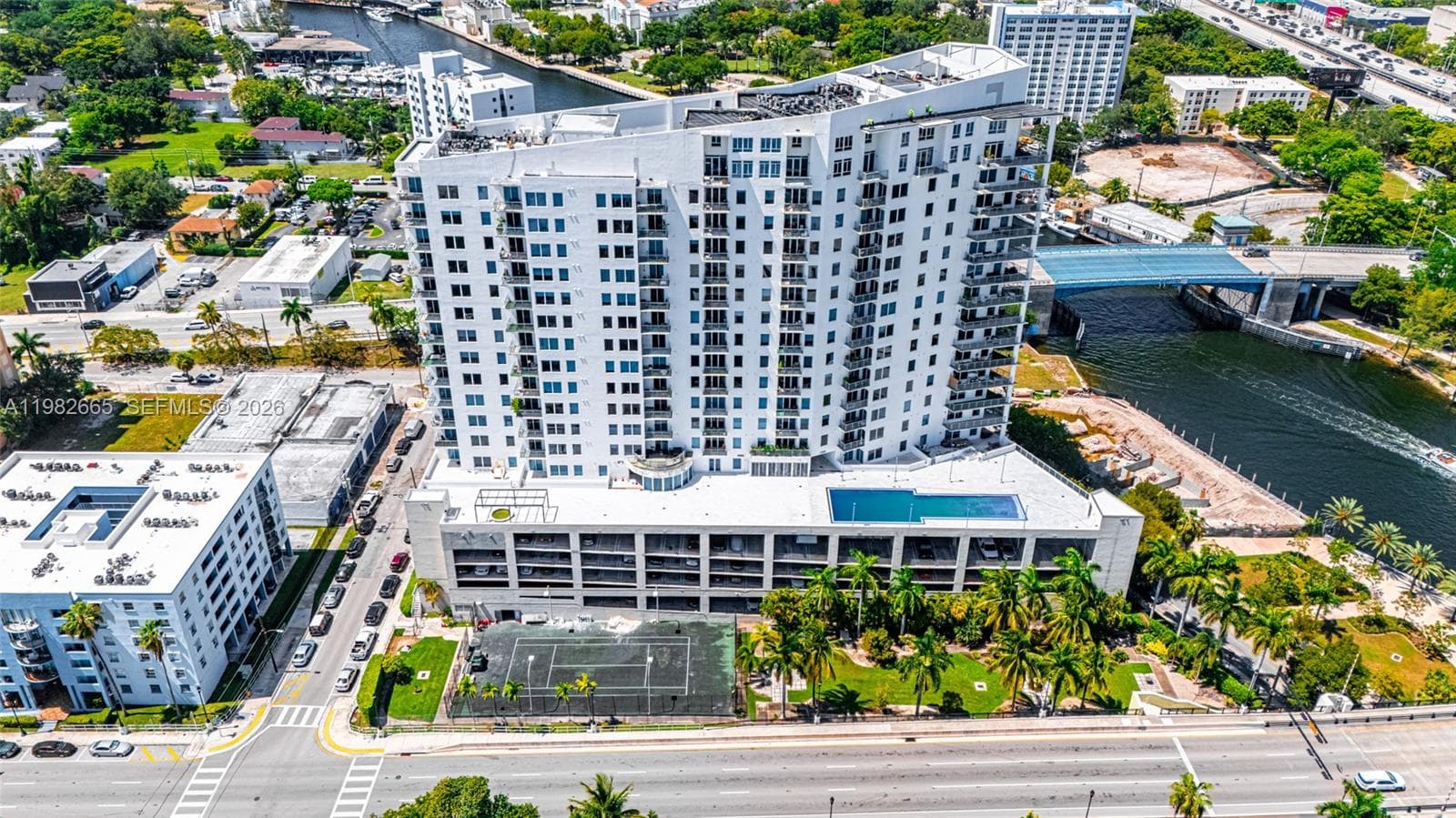 NEO CONDO · #1512 in Miami - Photo 36