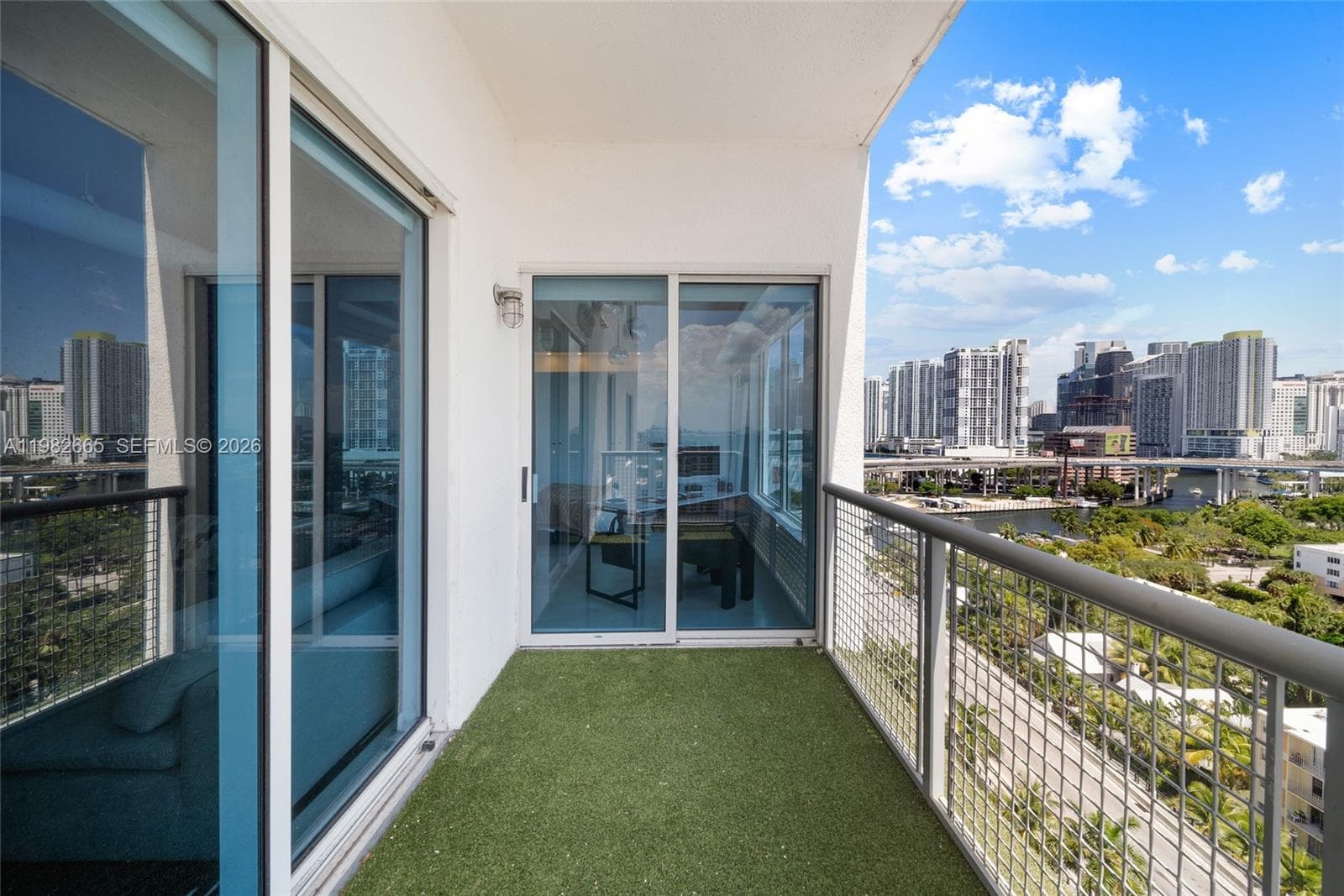 NEO CONDO · #1512 in Miami - Photo 25