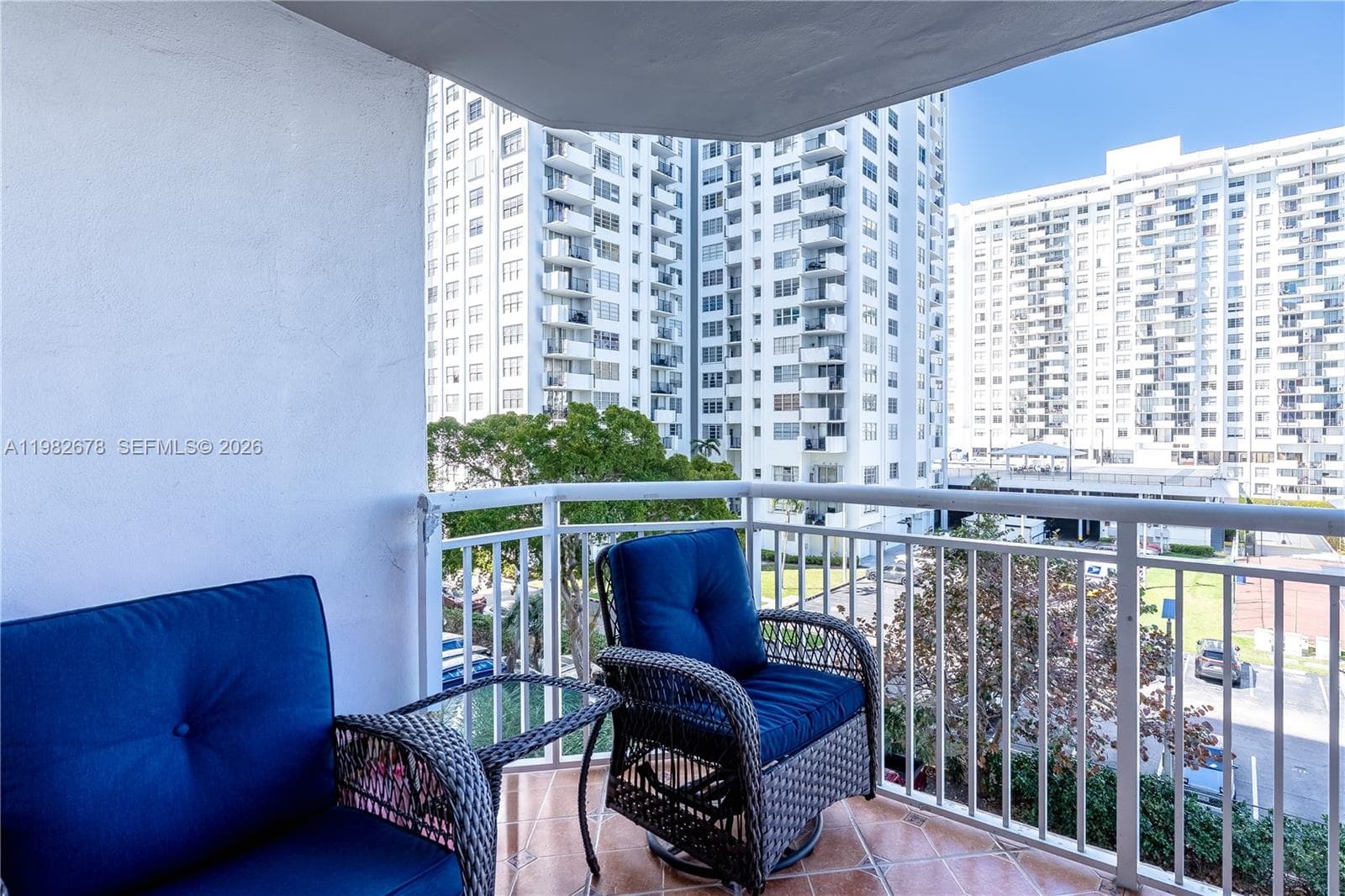 DEL PRADO MARINA · #402 in Aventura - Photo 22