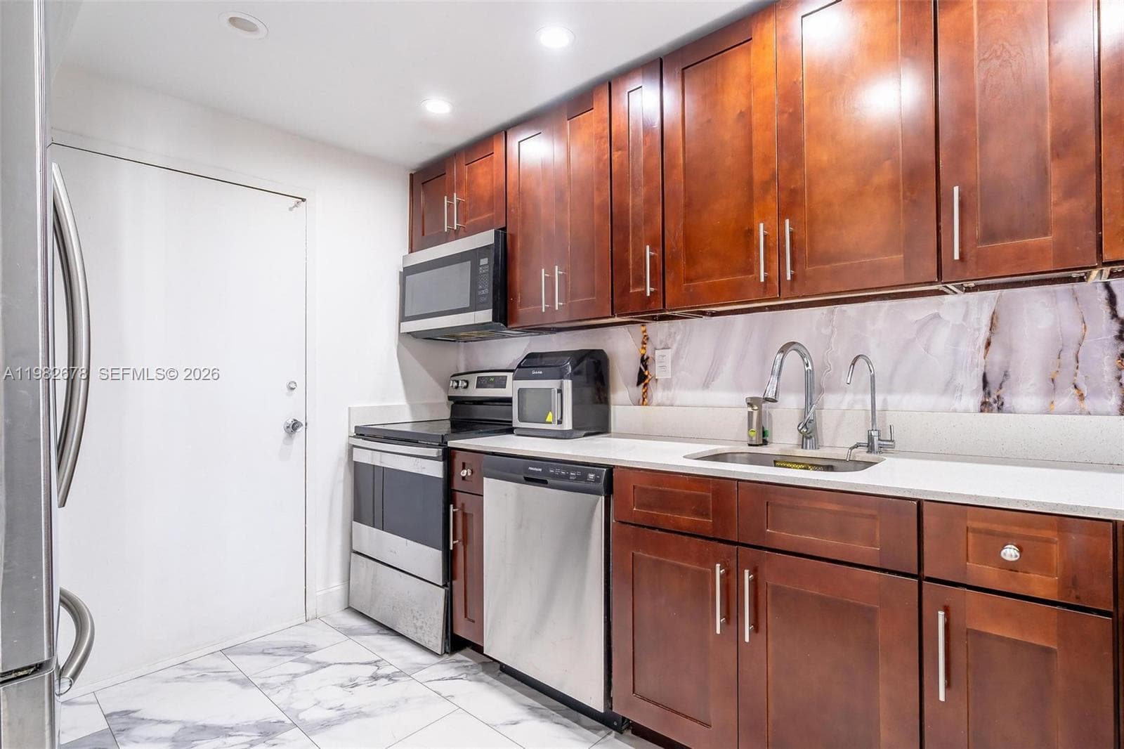 DEL PRADO MARINA · #402 in Aventura - Photo 25