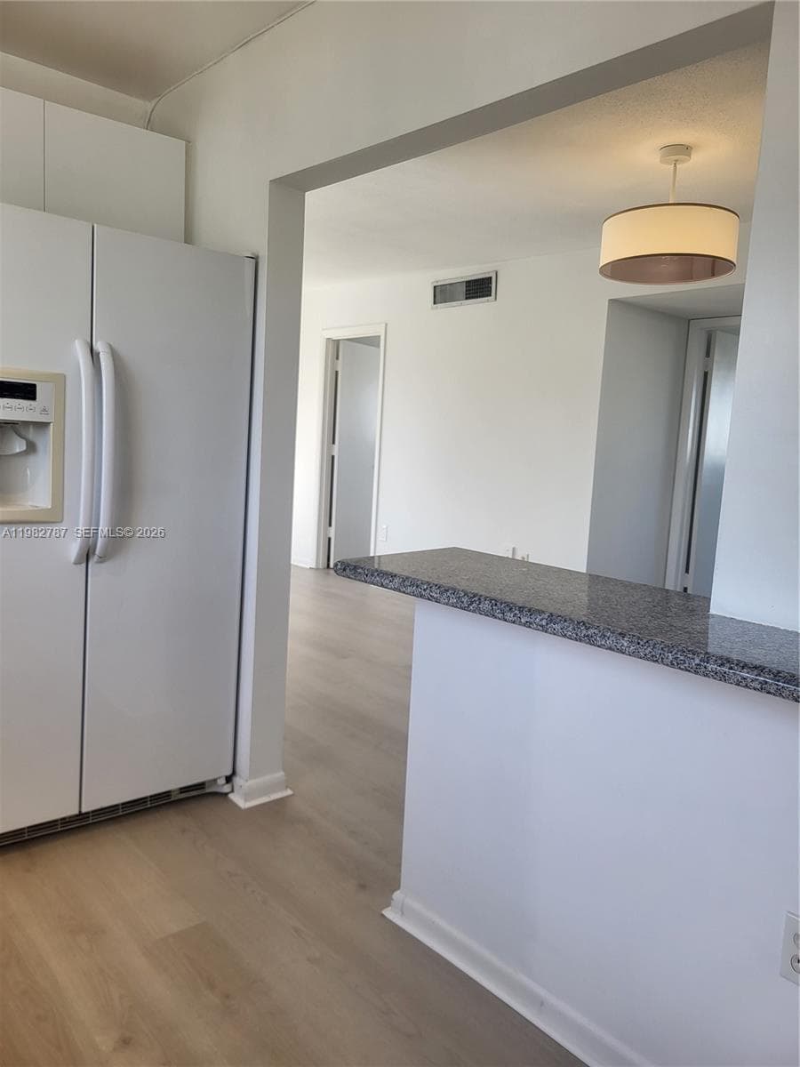 Chatillon Hall Condo · #503 in Bay Harbor Islands - Photo 9