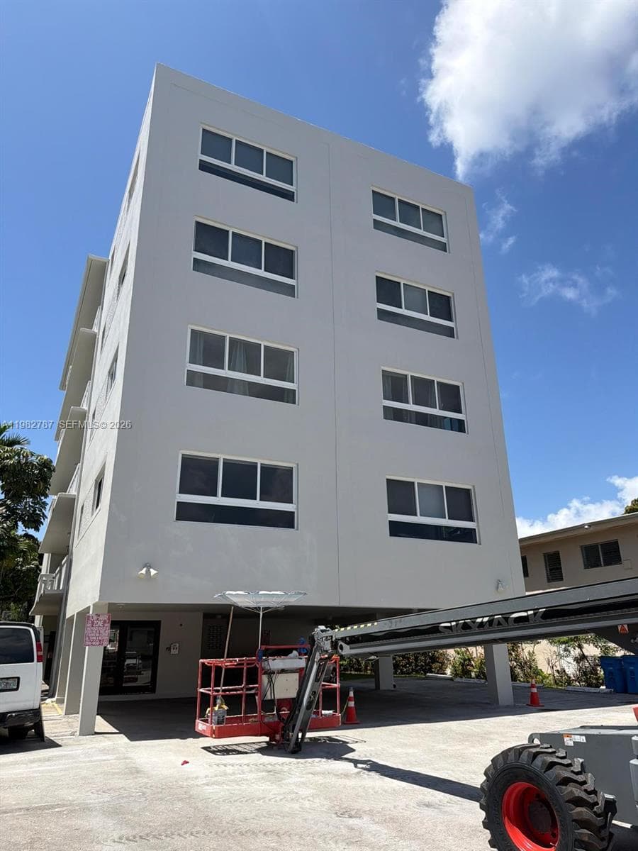 Chatillon Hall Condo · #503 in Bay Harbor Islands - Photo 19