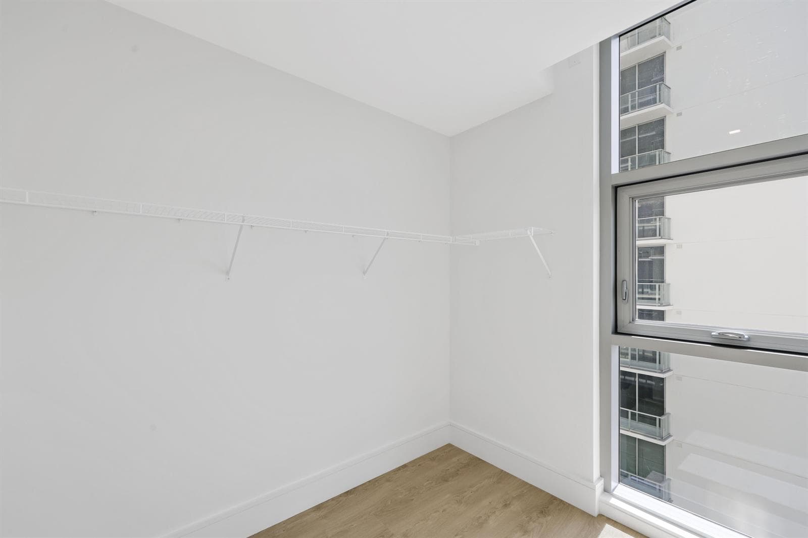 220 Lake Shore Drive - 45.jpg-FULL