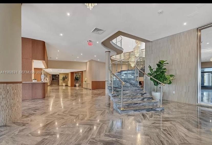 THE CARRIAGE HOUSE · #411 in Miami Beach - Photo 23