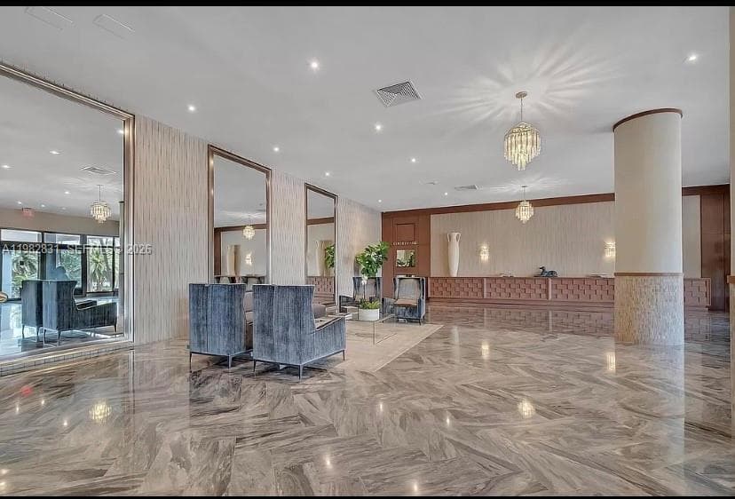 THE CARRIAGE HOUSE · #411 in Miami Beach - Photo 22