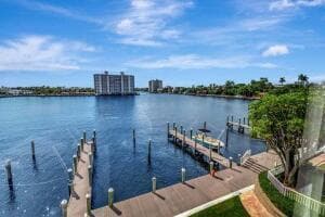 Seagate Towers Boat Slips