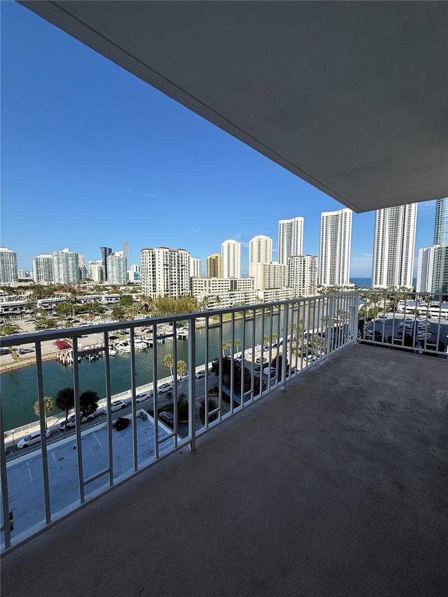 ARLEN HOUSE WEST CONDO · #1031 in Sunny Isles Beach - Photo 15